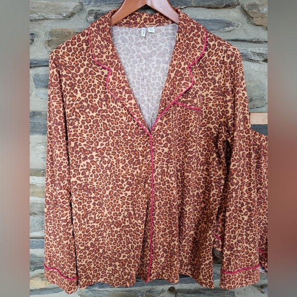 Nordstrom Animal Print Pajama set Medium - Picture 3 of 6